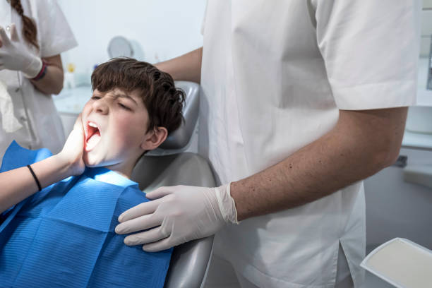 Best Broken or Chipped Tooth Repair in Lido Beach, NY